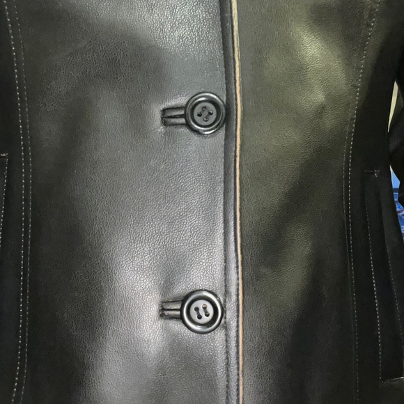 Brand New EMC Boutique Womens button up Leather Jacket. Large - Picture 2 of 8